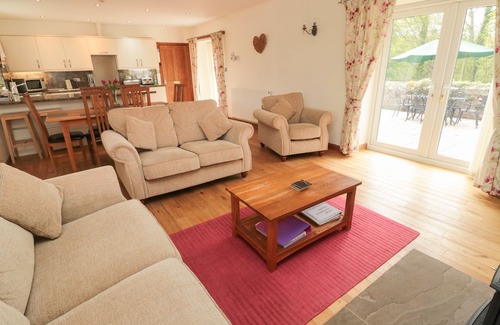 Belford Cottage | GARDENER'S COTTAGE, pet friendly, luxury holiday cottage in Belford