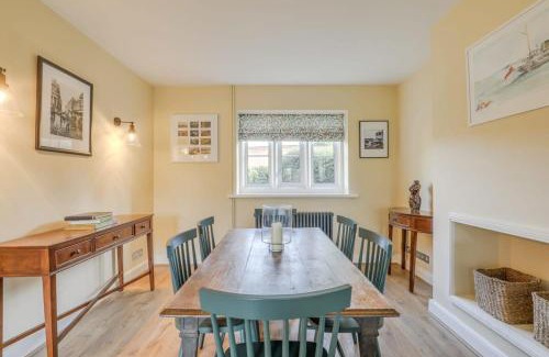 Medbourne House | Gardeners Cottage - Hot Tub Packages Available