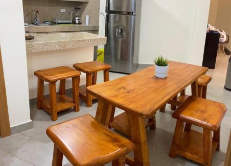 Urdesa Apartment | GARZOTA SUITE DEL ARTE 3er Piso