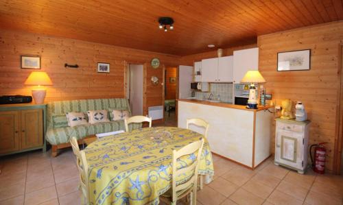 Gassin Ski Chalet | Gaspro23 - Meublé de tourisme 2 étoiles - Calme et repos à proximité des plus belles plages