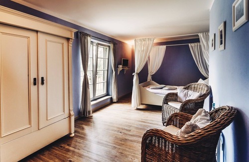 Oberhavel House | Gasthaus und Pension Alter Hafen