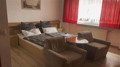 Trostauer Forst-West Hotel | Gasthof-Pension Silberhaus