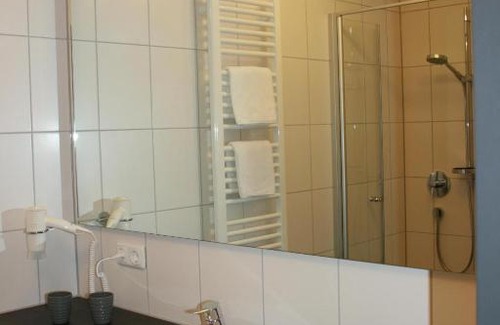 Kleinostheim Hotel | Gasthof Zum Schwanen