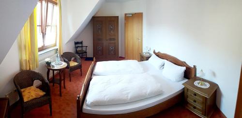 Zeitlofs Hotel | Gasthof Zum schwarzen Roß
