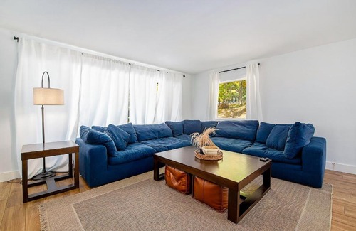 Frankfort House | Gathering Place