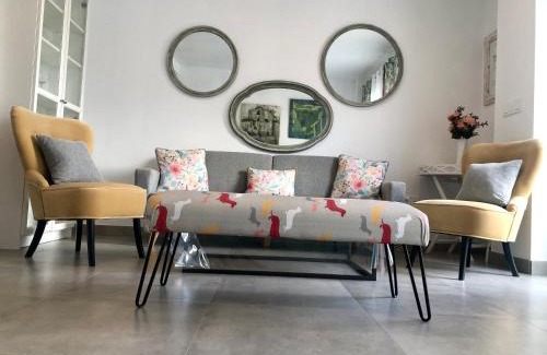 Conil de la Frontera House | GATU PREMIUM Conil Sunset house con piscina, 3 dormit, 3 baños, jardín privado , wifi y parking, preferente mayores de 21 años y familias