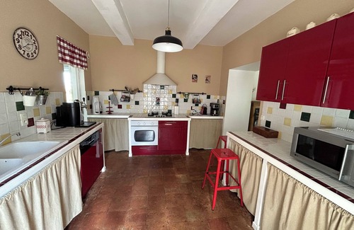 Beziers House | Gd comfort, deco neat, garden, spa and heated pool, prox beach.