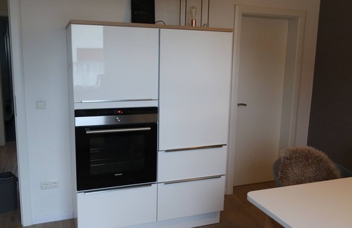 Heuchelheim Apartment | Gemütliche Ferienwohnung im Schönen Hessen Zwischen Gießen, Wetzlar und Marburg