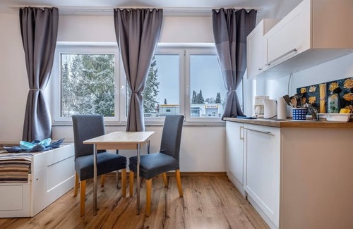 Langenhorn Apartment | Gemütliche Ferienwohnung in Norden