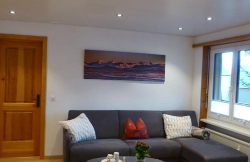Albinen Apartment | Gemütliche sonnige Wohnung Bergpanoramasicht