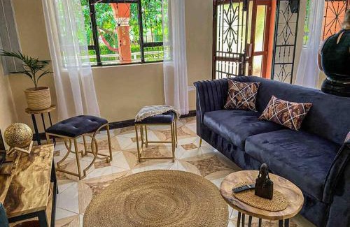 Moshi Apartment | gemütlicher Bungalow x Garten & Terrasse x NETFLiX