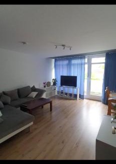 Pinneberg Apartment | Gemütliches Apartment in Pinneberg - Balkon & Bahnhof in 5 Min
