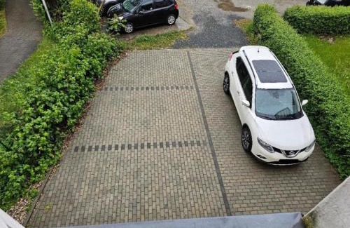 Cottbus Apartment | Gemütliches Innenstadtnest, zentrale Lage, 88qm, kostenfreier Parkplatz, für bis zu 6 Personen