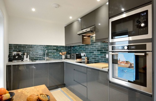 Eyemouth Cottage | GENERALS YARD, pet friendly, country holiday cottage in Eyemouth