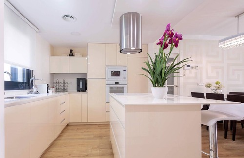 Camino de Ronda Apartment | Genteel Home Velazquez