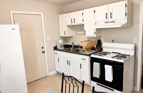 Gentilly Apartment | Gentilly Cozy Corner- Near Lakefront