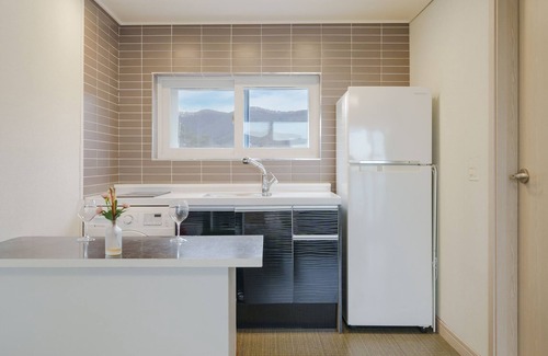 Geoje House | Geoje Beachwhite Pension