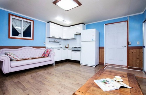 Oepo-ri House | Geojedo Nuri Pension
