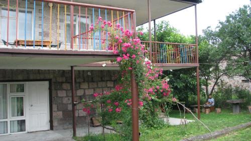 Armenia House | Geologist's House