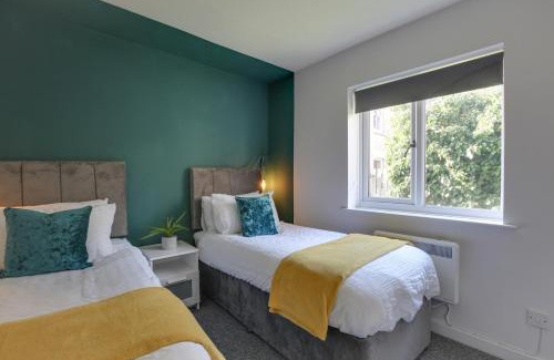 Chelmsford Apartment | George Suite - Central Location - Free Allocated Parking