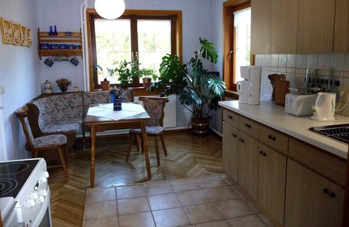 Klettigshammer Apartment | Geräumige Ferienwohnung (80qm) mit großem Bad