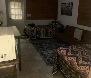 Geraldton House | Geraldton Rooms