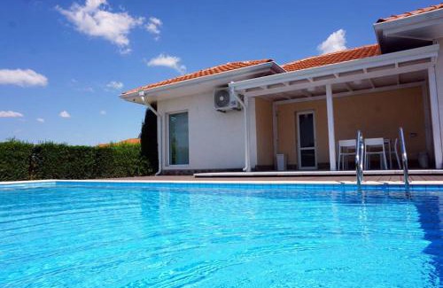 Obrochishte Villa | GERANIUM Holliday Villas