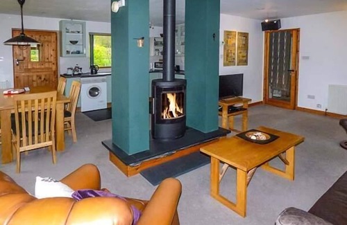 Llandovery Cottage | GERYLLAN, pet friendly, country holiday cottage in Rhandirmwyn