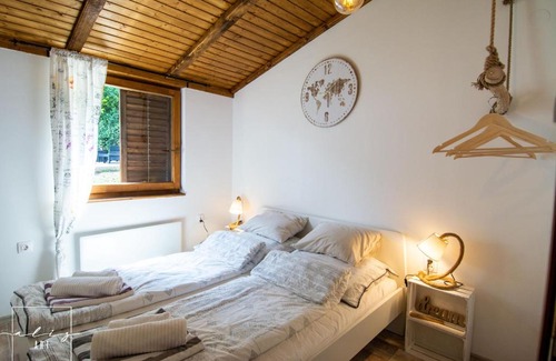 Nagymaros House | Gesztenyés Ház