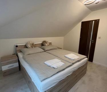 Pecsvarad Bed & Breakfast | Gesztenyés-Kert Panzió