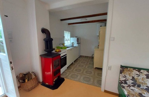Sisak-Moslavina House | Get away from stress and enjoy peace in a wooden house surrounded by nature.
