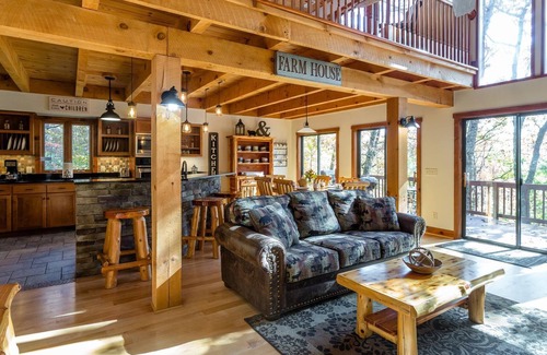 Rawley Springs Cabin | Get Away to Your Mountain Paradise