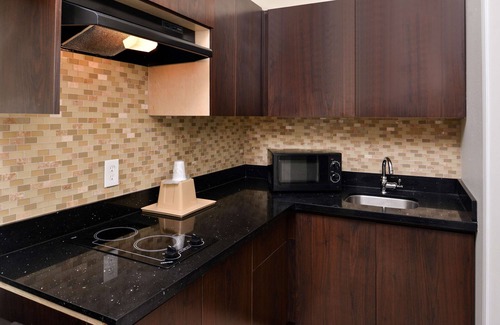 Spring Hotel | Get Ready for Adventure! 3 Comfortable Units! Close to Tour 18 Golf Course!