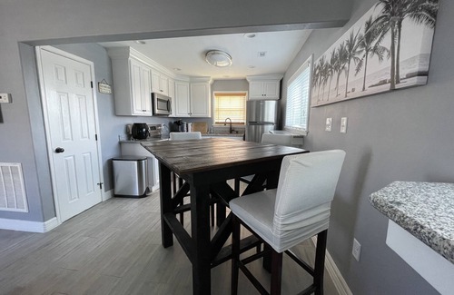 Cedar Lane House | Getaway By The Bay Unit 2