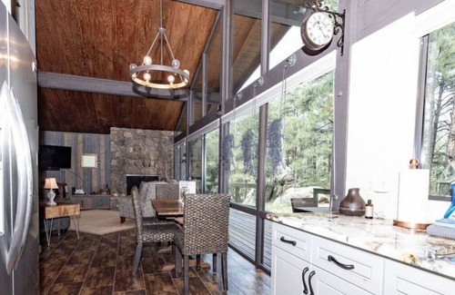 Prescott House | *Getaway in the Pines *Fireplace *BBQ *Peaceful