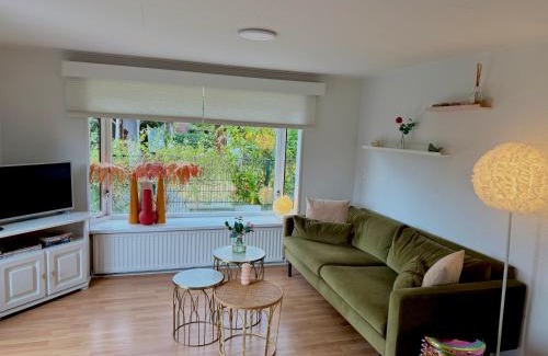 Erm House | Gezellig chalet met 2 slaapkamers en zicht op het water