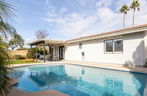 Meadows House | Gilbert Harwell home