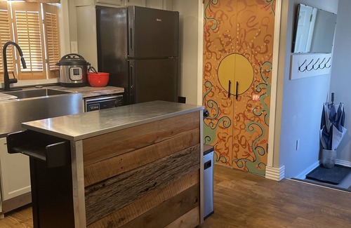 Crystal City House | Gingerbread Retreat Rejuvenating Respite - Infrared Sauna - Yard
