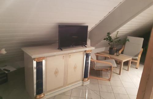 Illingen Apartment | Gino s Ferienwohnung