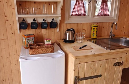 Bergeijk Cabin | Gipsy wagon 2pers at camping Lindershoeve Bergeijk where tranquility and nature come together