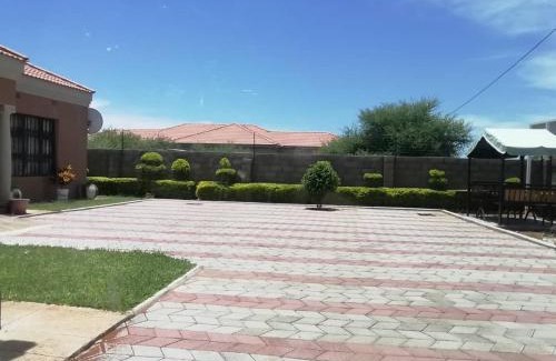Kopong Bed & Breakfast | Girlie's bed and breakfast
