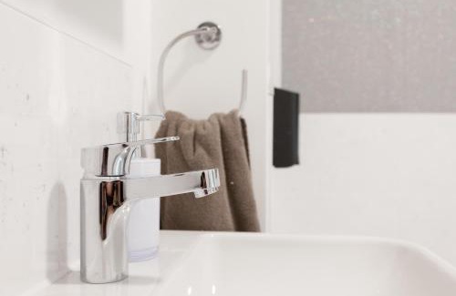 Runcorn House | Girton - Great for Contractors