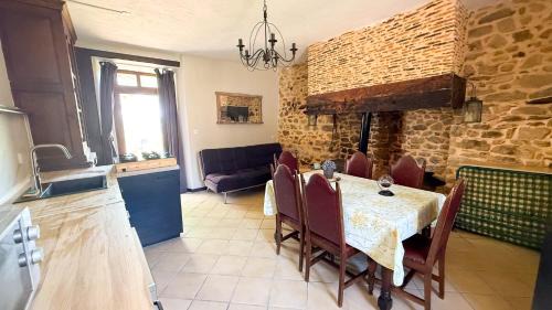 Champsac House | Gite À La Ferme