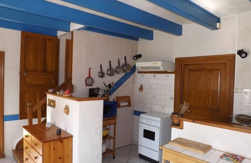 Saint-Jean-Saint-Gervais House | Gîte 100 m2 with enclosed grounds, walks from the hamlet in the Issoire sector