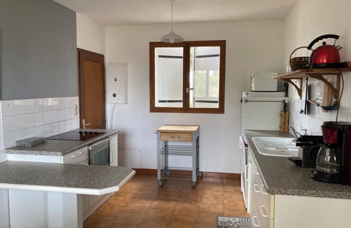 Servian House | Gite 2hérault Tourisme, Piscine, Jardin, Occitanie Entre mer et Cévennes