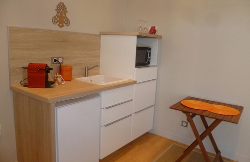 Bruges Apartment | Gite 5 km from Bodeaux