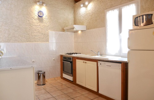 Arthez-d'Asson Cottage | Gite at the foot of the Pyrenees, heated pool, WIFI, games room - Fitness