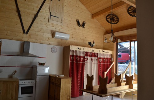 Apremont Condo | Gite "AU Coeur DES Vignes" Savoie