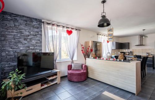 Travexin Apartment | Gite au coin de la petite chapelle gitesdes2vallees