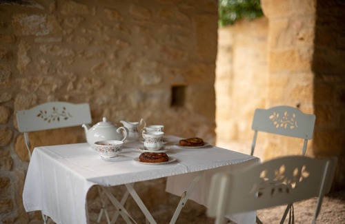Salignac-Eyvignes Cottage | Gite au Manoir de Carlucet, 13th Century, between Sarlat and Montignac, Dordogne